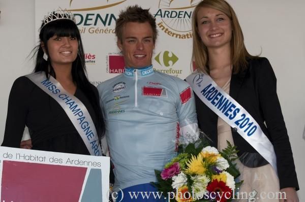 Gianni Meersman (FDJ) in the sprint leader's jersey