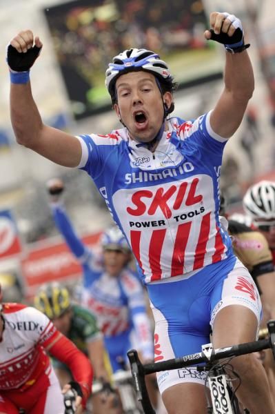 Kenny Robert Van Hummel (Skil - Shimano) wins stage 2 at the Tour of Belgium.