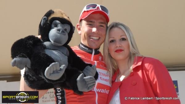 John Degenkolb (Th&uuml;ringer Energie Team) on the podium at Bretagne after winning stage five.