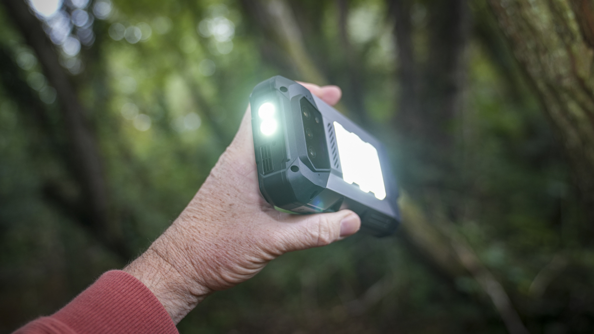 8849 Hike review