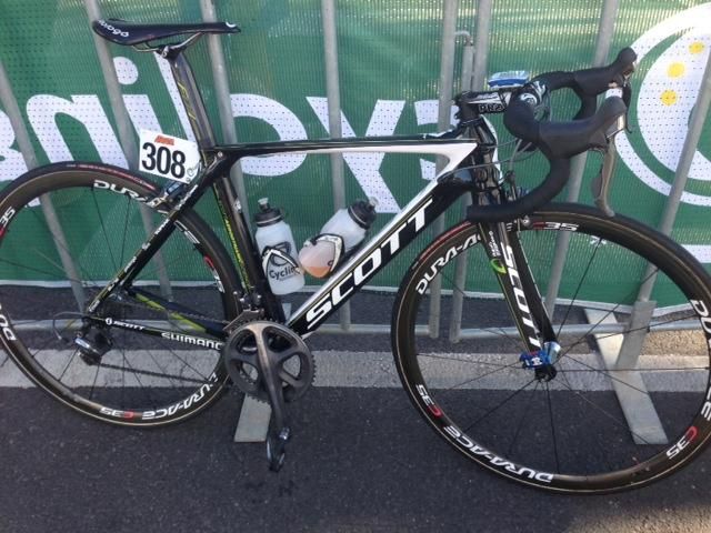 Linfield's race winning Scott in the Orica GreenEdge colours