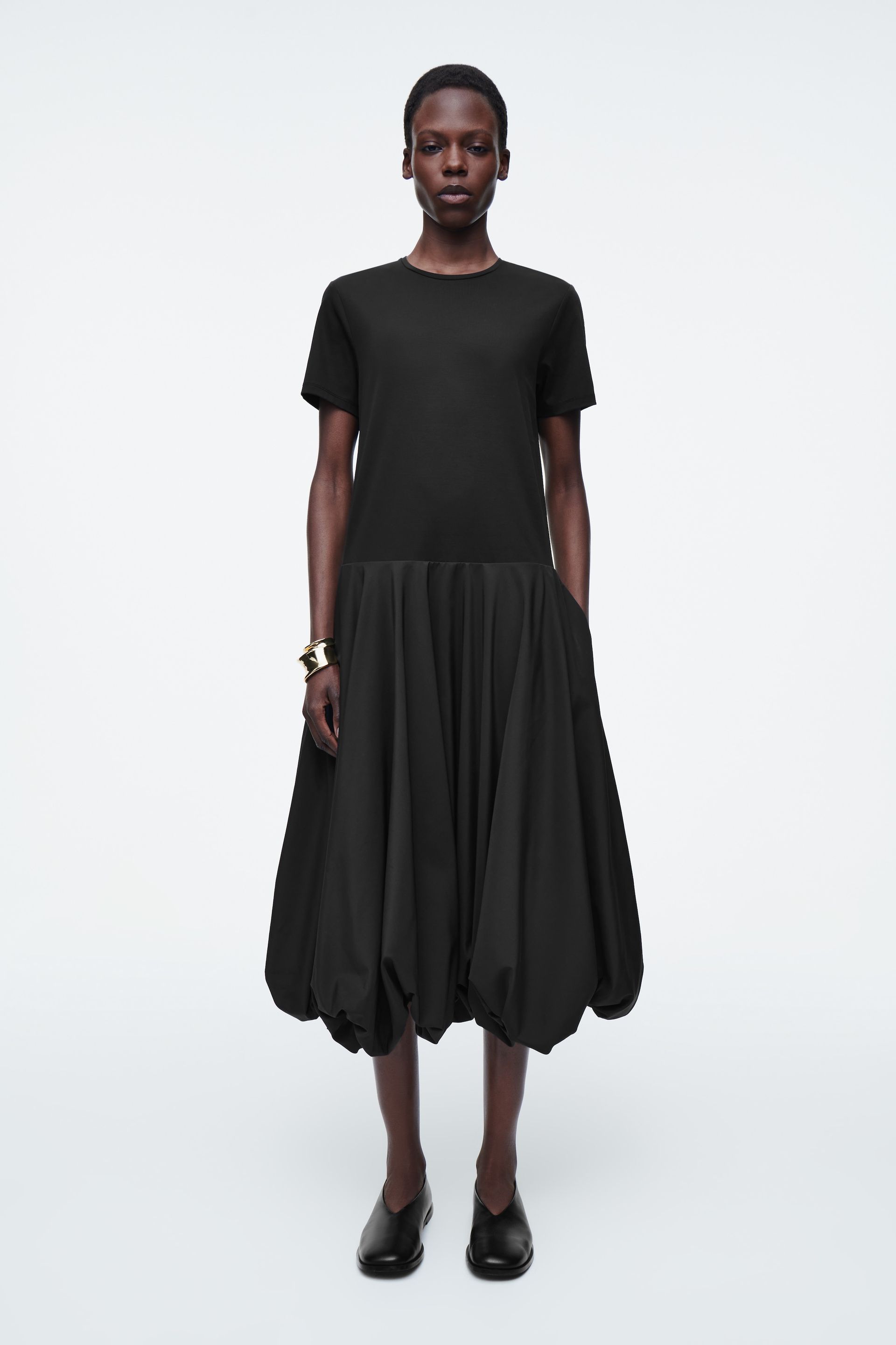 Balloon-Hem T-Shirt Dress - Black