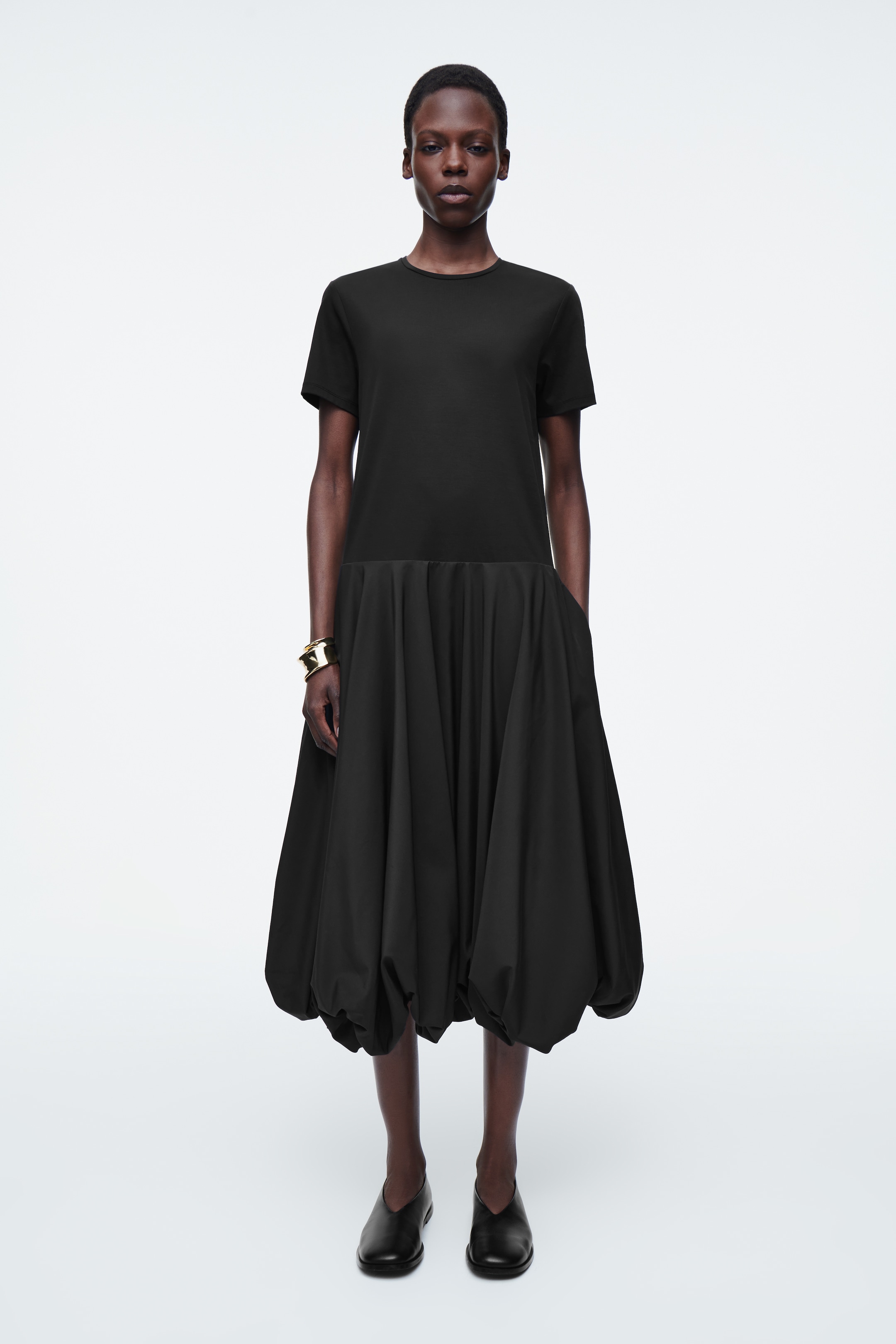 Balloon-Hem T-Shirt Dress - Black