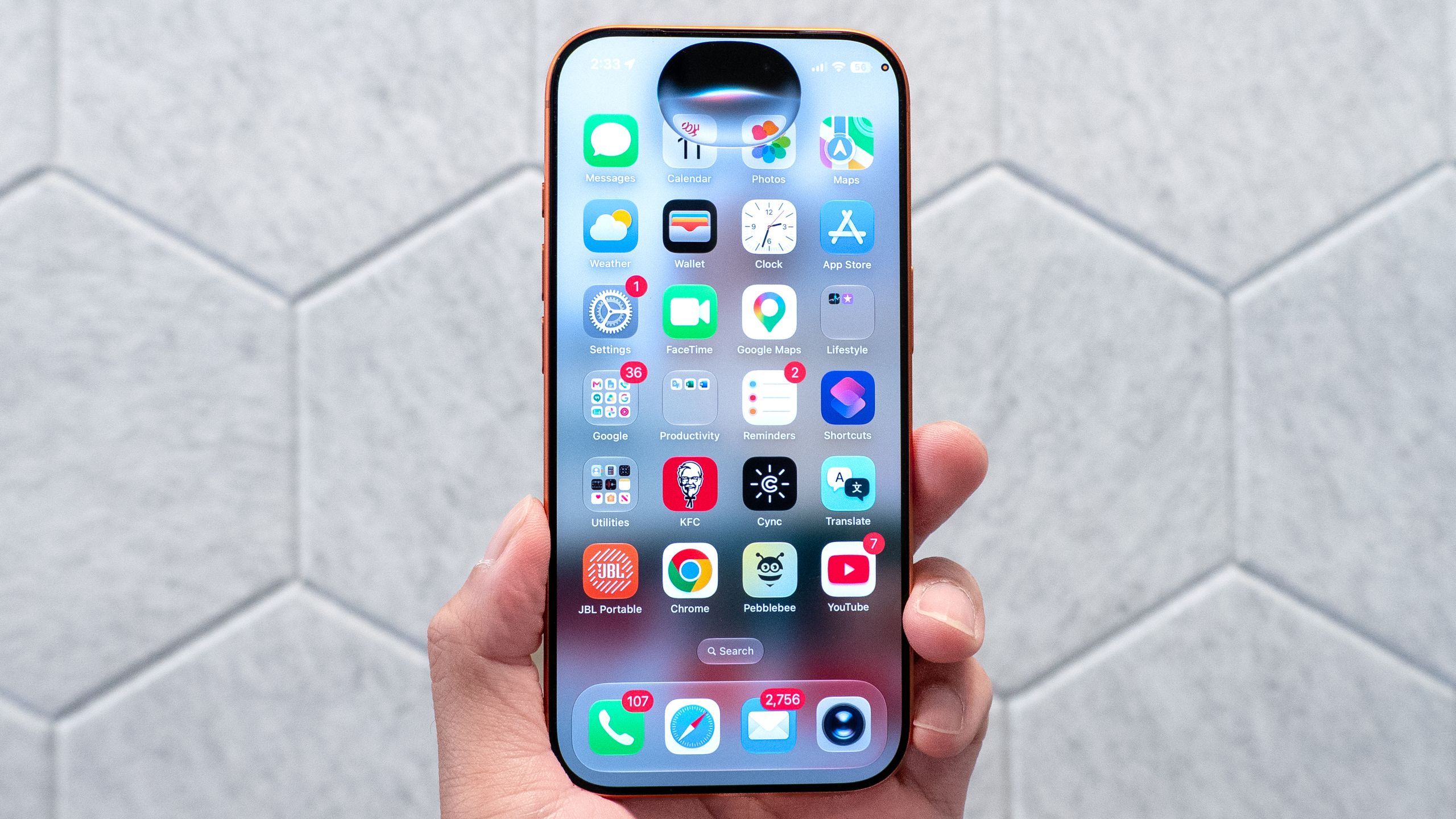 iOS 27 و iOS 26 Photo Cleanup: ویرایش های هوش مصنوعی به طرز شگفت آوری بهتر هستند iOS 27 و iOS 26 Photo Cleanup: ویرایش های هوش مصنوعی به طرز شگفت آوری بهتر هستند