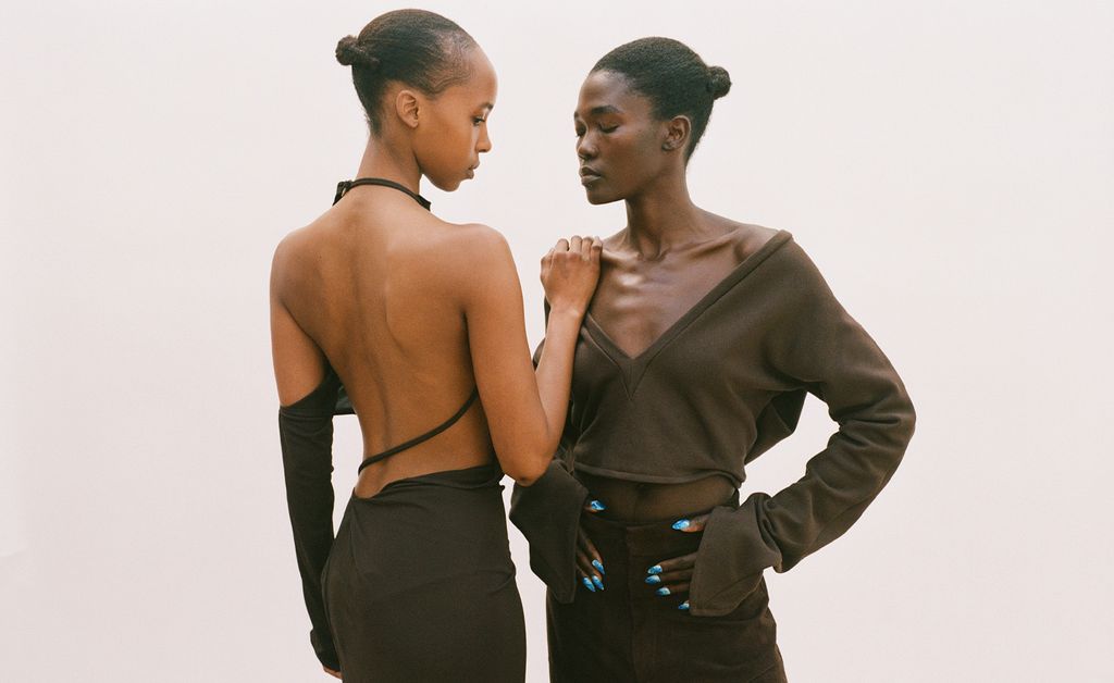 two women looking at each other