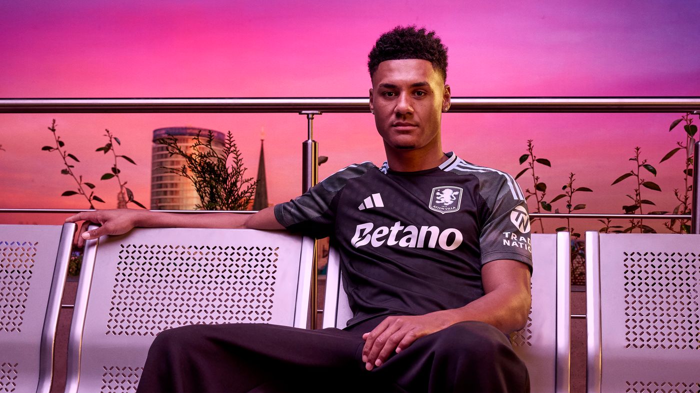 Adidas Aston Villa away kit 2025/26