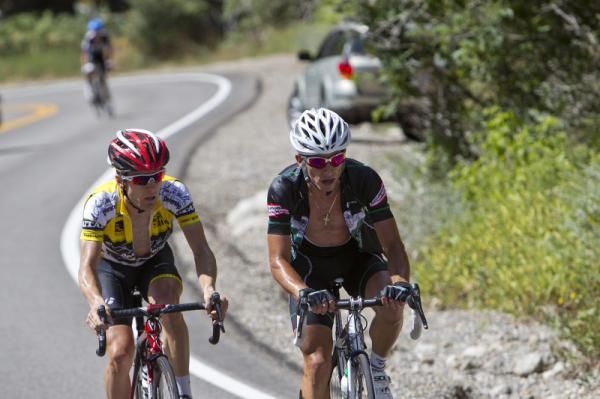 Levi Leipheimer (RadioShack) and Sergio Luis Henao (Gobernacion de Antioquia - Indeportes Antioquia) head up the final climb