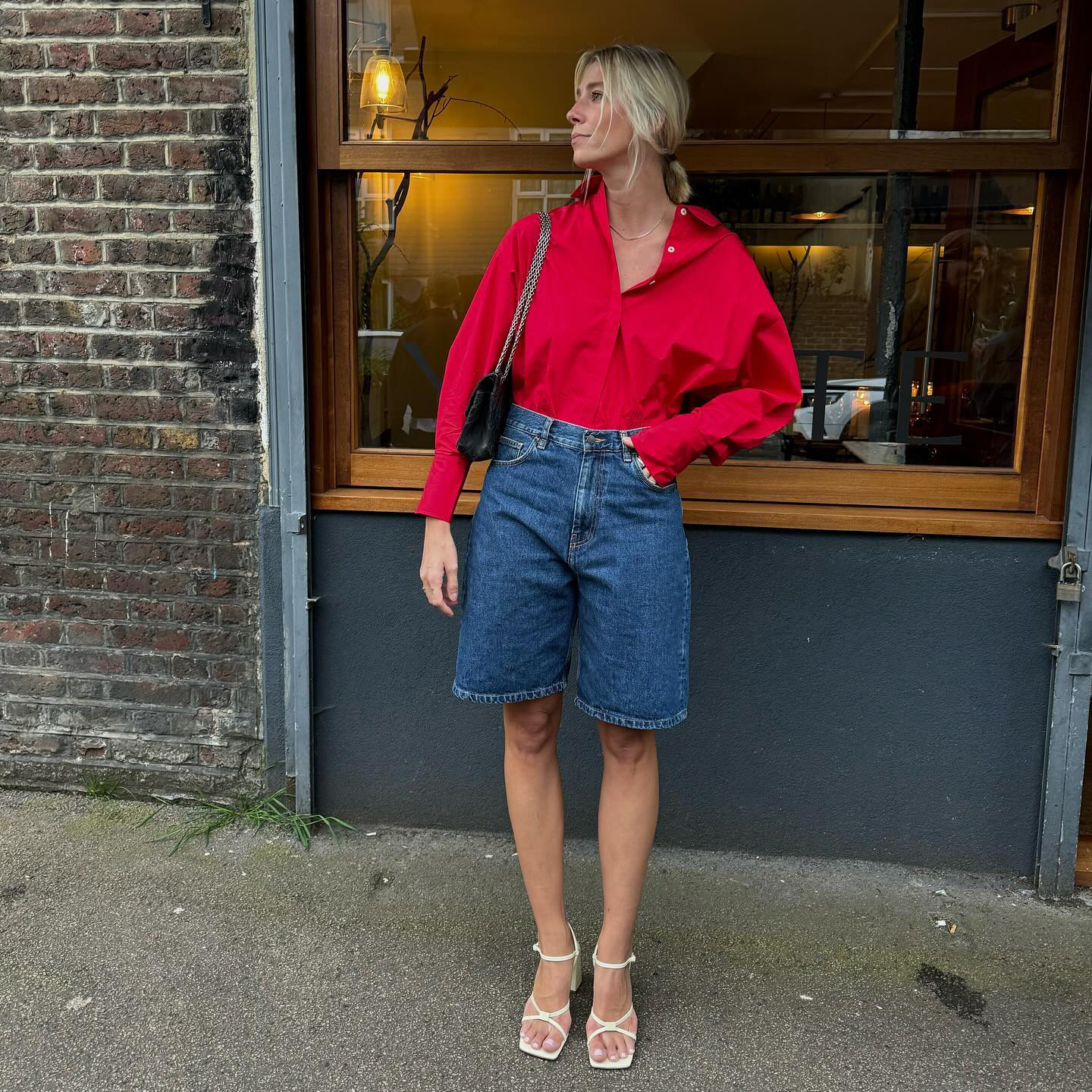 I've Worked It Out—These 8 Classic Top Styles Are the Key to Making Shorts Look Elegant This Summer
