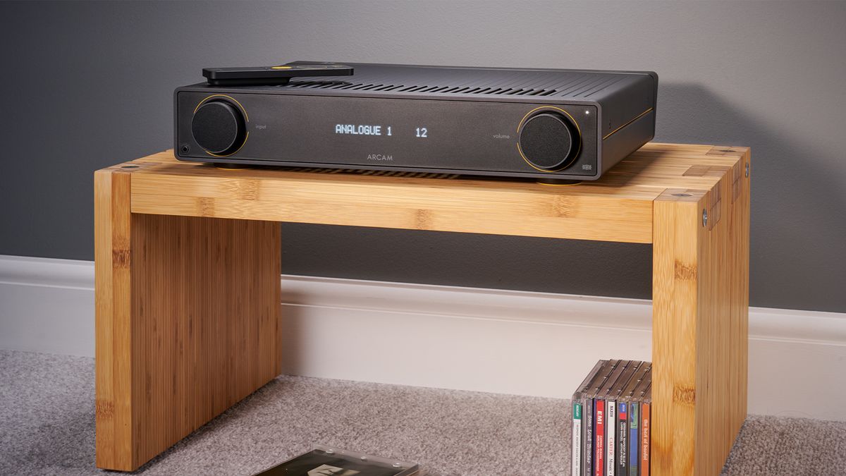 Integrated amplifier: Arcam A5