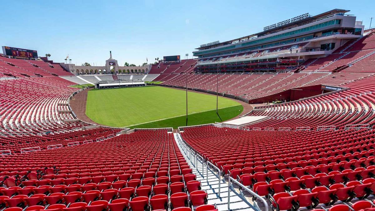 The AVIXA Foundation will host 140 students, educators, and community leaders from Southern California for an AV experience event at the Los Angeles Memorial Coliseum on September 12.