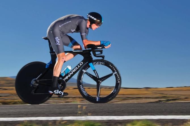 Chris Froome (sky) rode to 10th place