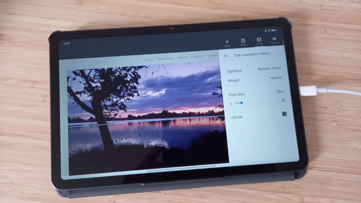 Weebly interface on tablet