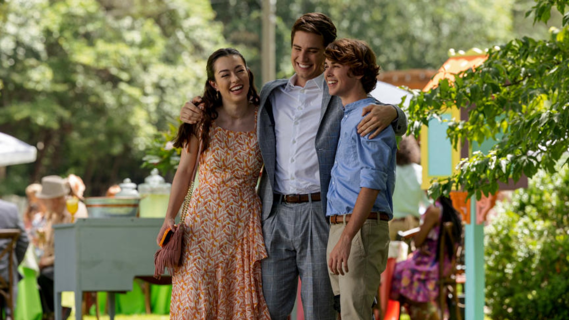 Anneliese Judge as Annie Sullivan, Carson Rowland as Ty Townsend, Logan Allen as Kyle Townsend in Sweet Magnolias
