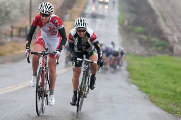 Pascale Maria Schnider (RED Racing) and Ina-Yoko Tuetenberg (HTC-Highroad) form a legitimate and threatening break over the crest of Cox ferry Road.