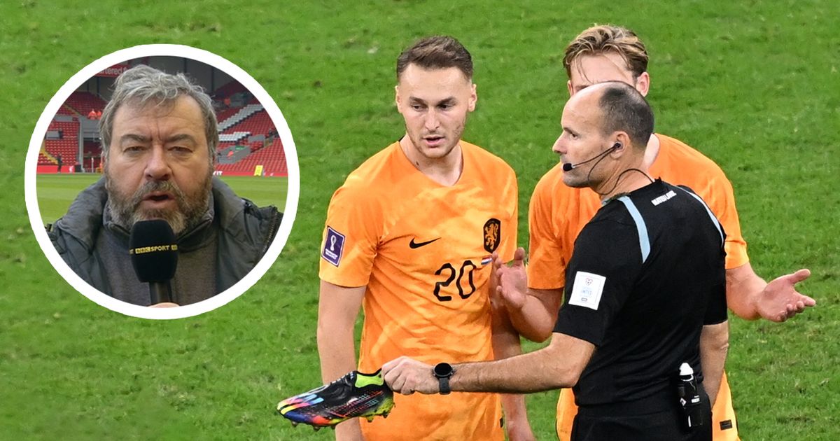 "I've given up": Commentator Jonathan Pearce reacts to "nonsense" at the end of Netherlands vs Argentina