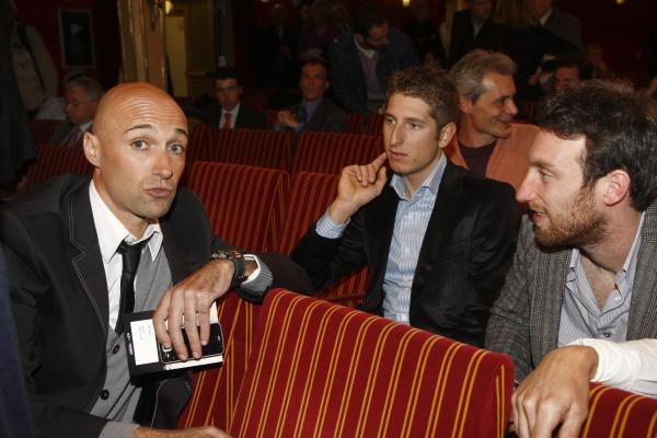2000 winner Stefano Garzelli knows a thing or two about the Giro and he passes on some of his wisdom to Sacha Modolo and Francesco Ginanni.