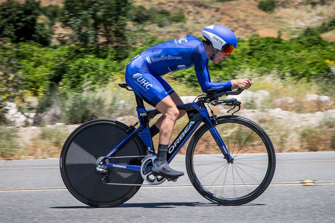 Katie Hall (UnitedHealthcare) on the way to the finish