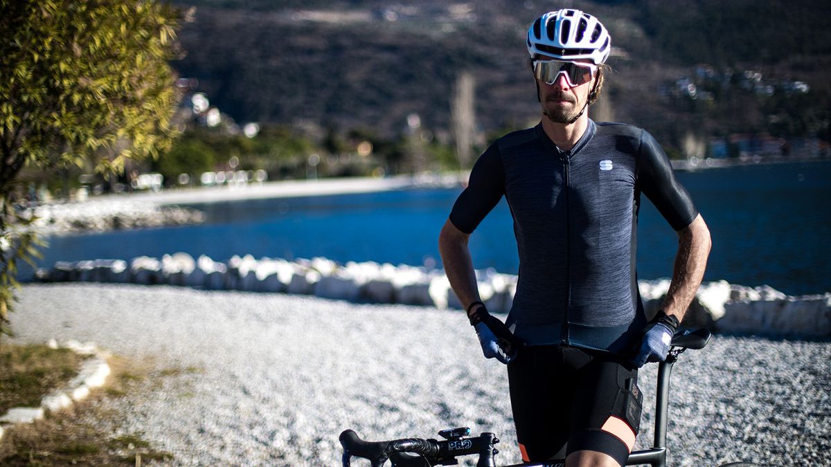 Daniel Oss (Bora-hansgrohe) wears Sportful Super Giara