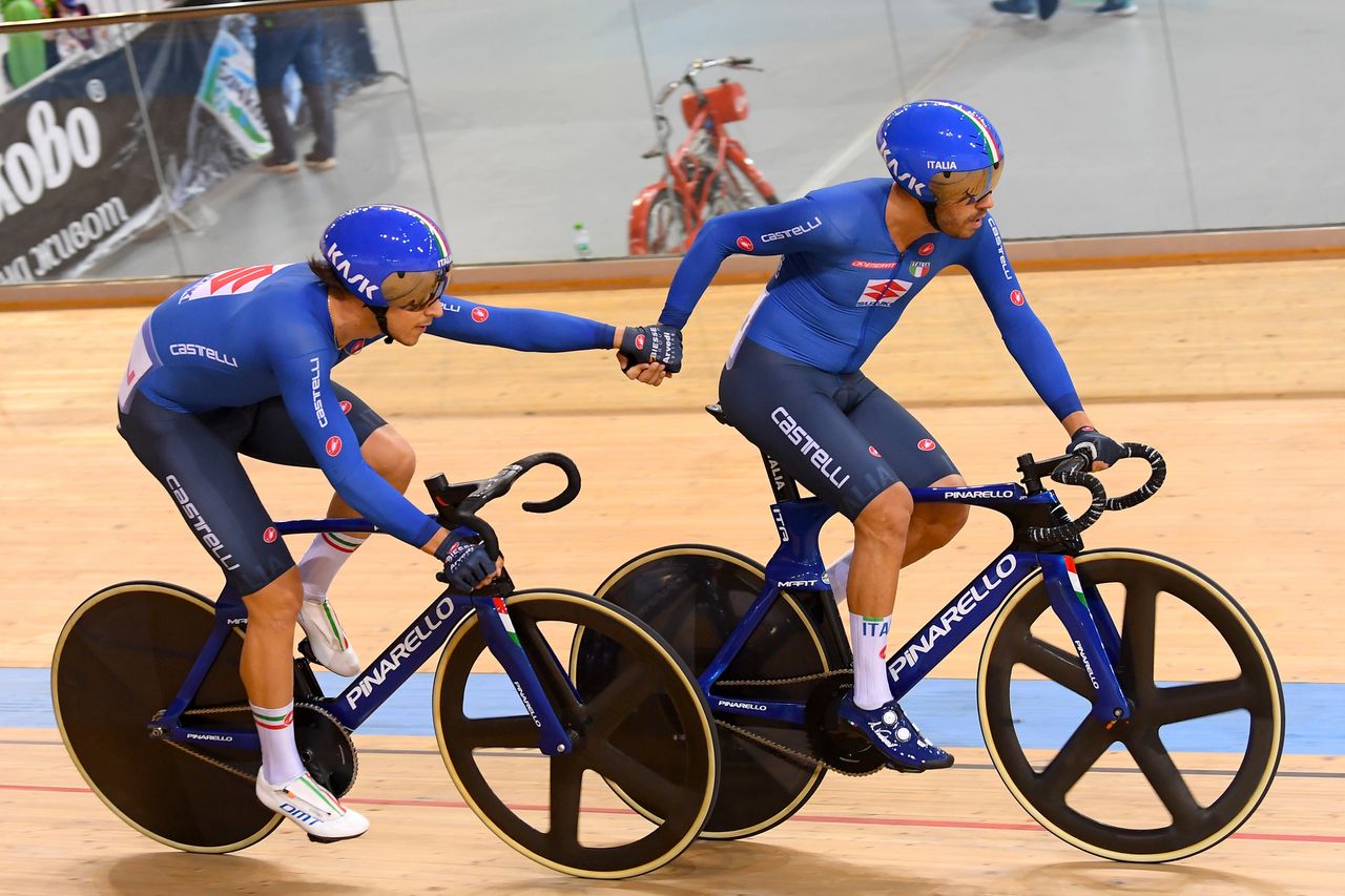 2020 UEC Track European Championships Plovdiv 5th Day 15112020 Madison Men Francesco Lamon Italy Stefano Moro Italy photo Dario BelingheriBettiniPhoto2020