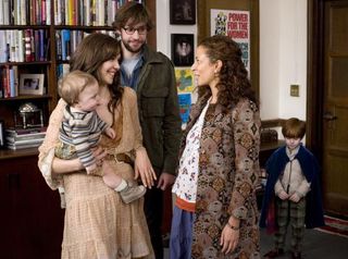 Away We Go - John Krasinski & Maya Rudolphâ€™s expectant parents Burt & Verona meet Maggie Gyllenhaalâ€™s Ellen in Sam Mendesâ€™s road comedy