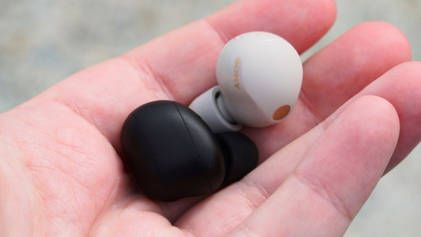 The Sony WF-1000XM5 in Platinum Silver compared to the Sony WF-1000XM6 in Black. 