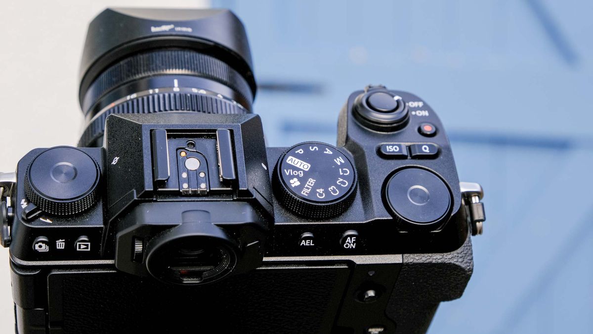 Fujifilm X-S20 review | Tom's Guide