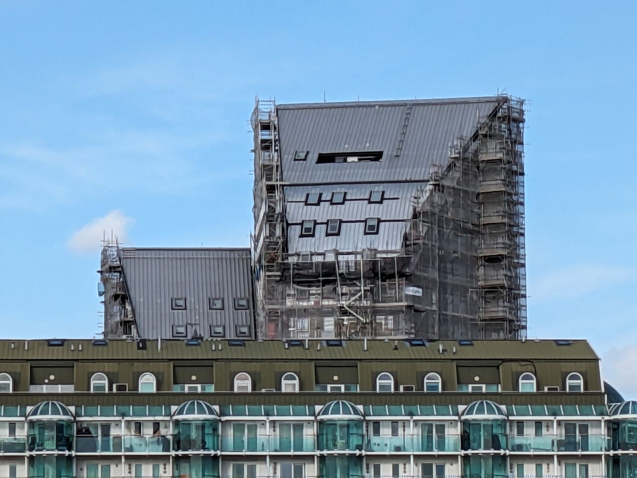 A photo taken on the Google Pixel 7a showing its maximum on-device zoom