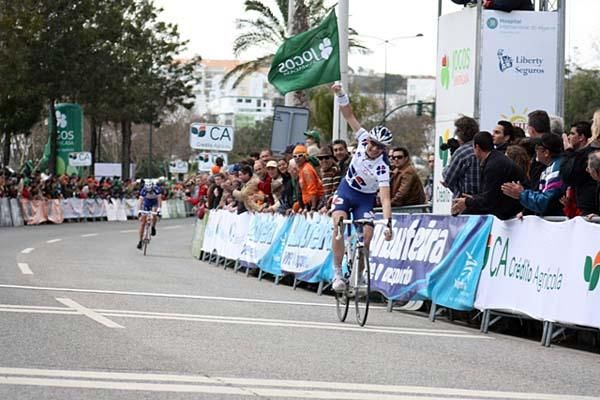 Beno&icirc;t Vaugrenard (Francaise Des Jeux) wins the stage.