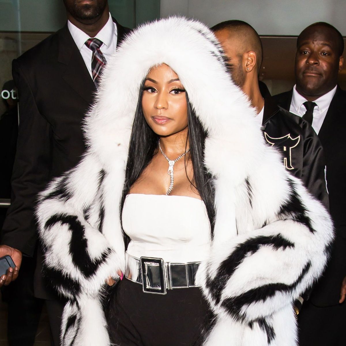 Nicki Minaj Calls Our Cultural Appropriation in Fashion - Nicki Minaj ...