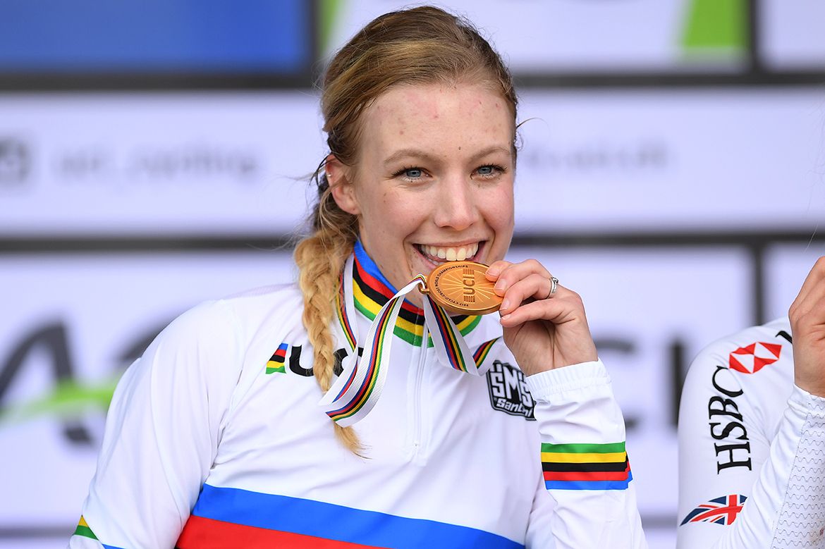 Annemarie Worst savors her U23 gold medal in Bieles, Luxembourg