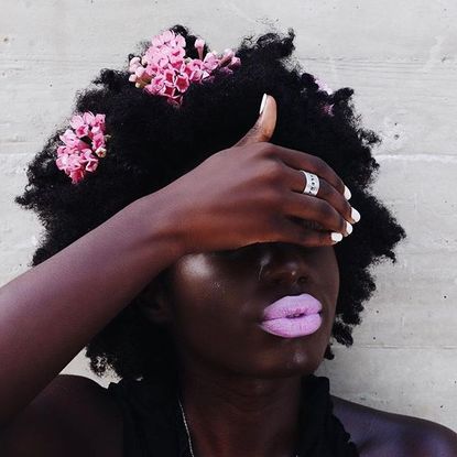 Hair, Pink, Hairstyle, Beauty, Lip, Hair accessory, Black hair, Headpiece, Afro, Human, 