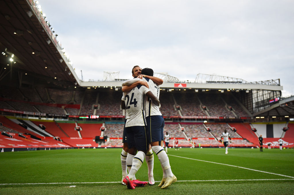 MANCHESTER, ENGLAND - OCTOBER 04: Son Heung-Min of Tottenham Hotspur celebrates after scoring his team's fourth goal with his team mates during the Premier League match between Manchester United and Tottenham Hotspur at Old Trafford on October 04, 2020 in Manchester, England. Sporting stadiums around the UK remain under strict restrictions due to the Coronavirus Pandemic as Government social distancing laws prohibit fans inside venues resulting in games being played behind closed doors. (Photo by Oli Scarff - Pool/Getty Images) Jose Mourinho