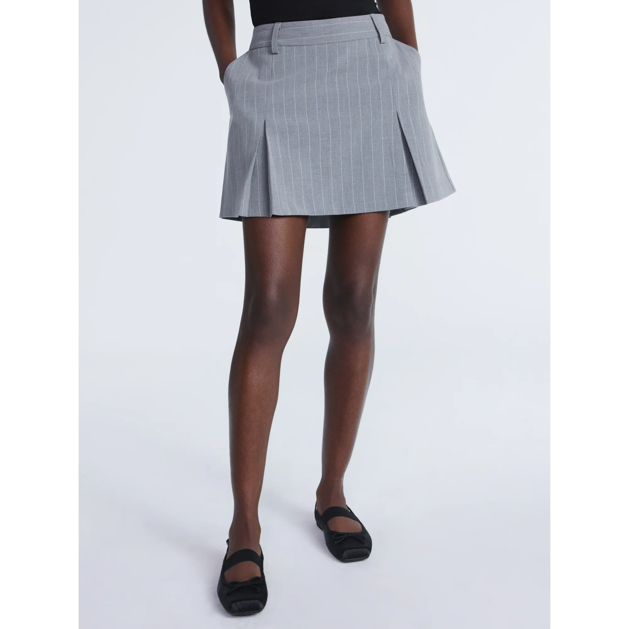 Scoop, Scoop Women’s Pinstripe Pleated Mini Skirt, Sizes 0-20