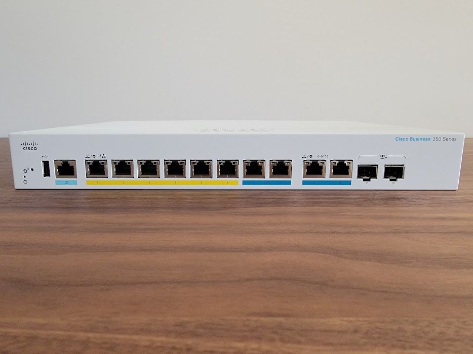 Cisco CBS350-8MGP-2X 1