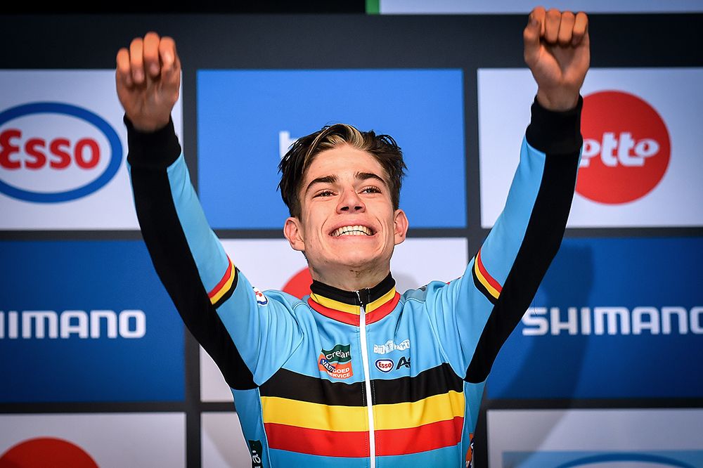 Wout Van Aert celebrates his world title
