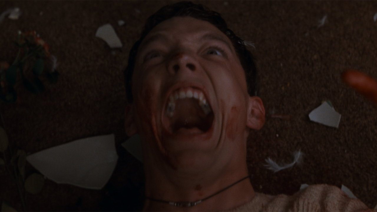 Matthew Lillard about to die in Scream