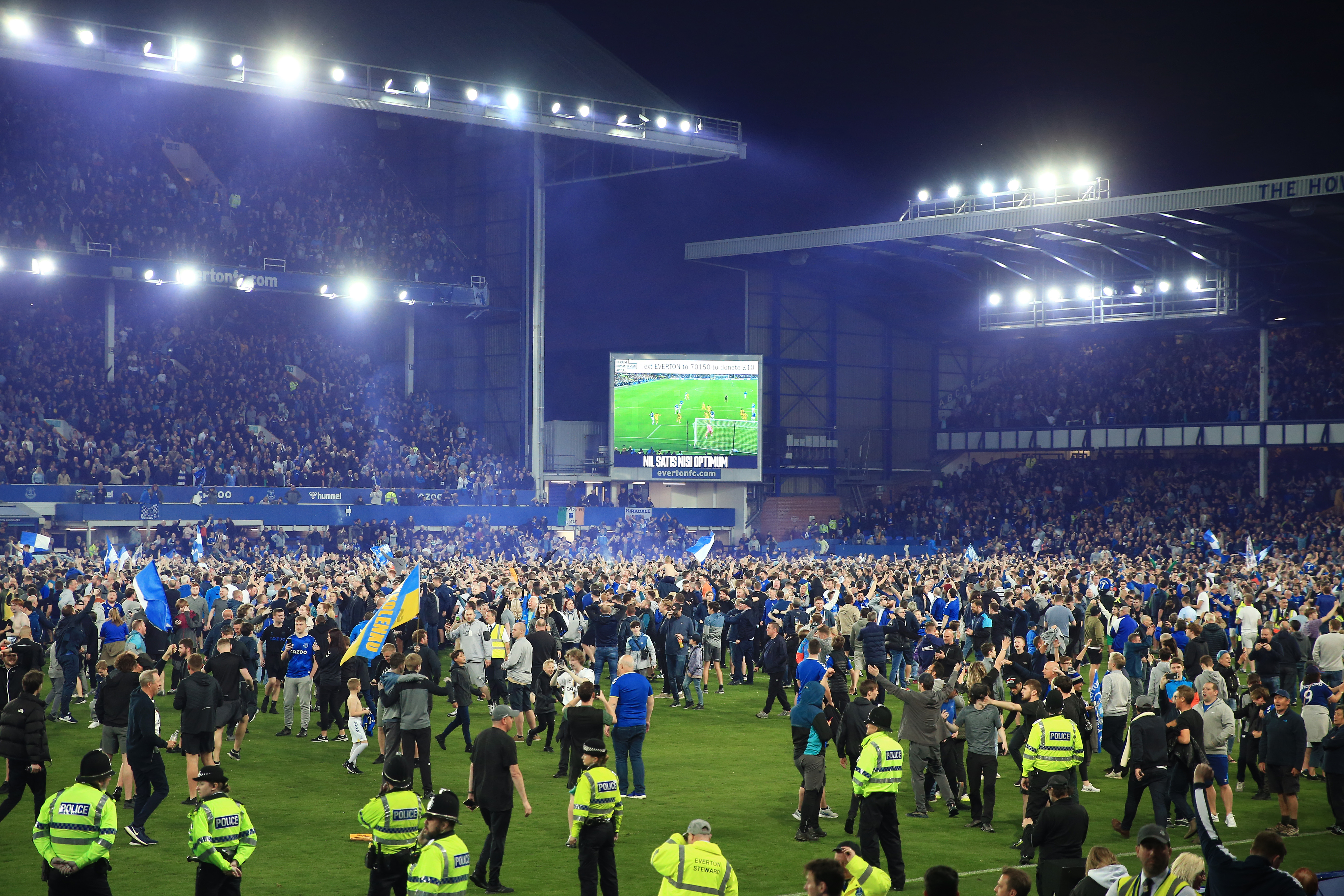 Everton in per possibili £ 50 milioni di budget Boost come la possibilità di trasferimento permanente Jack Grealish rivelato