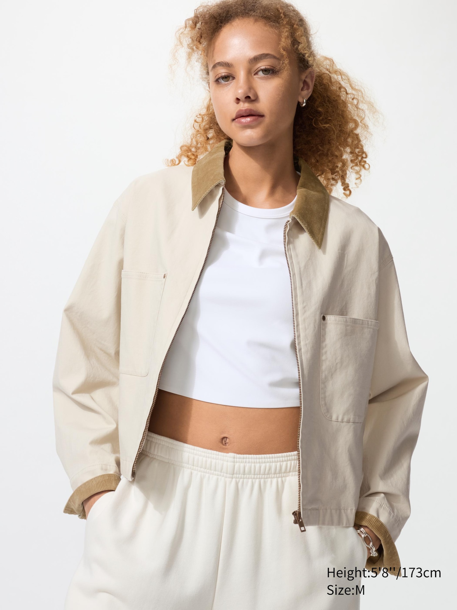 Zippered short jacket