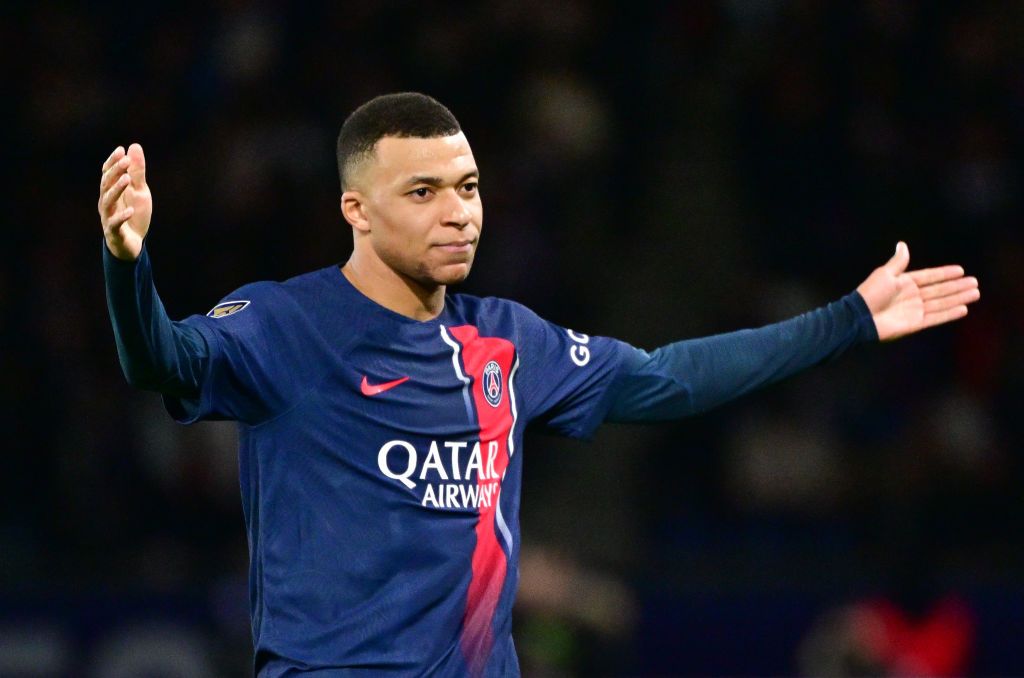 Kylian Mbappe #7 of Paris Saint-Germain celebrates his goal during the Trophy of Champions match between Paris Saint-Germain and Toulouse FC at Parc des Princes on January 3, 2024 in Paris, France(Photo by Christian Liewig - Corbis/Getty Images)