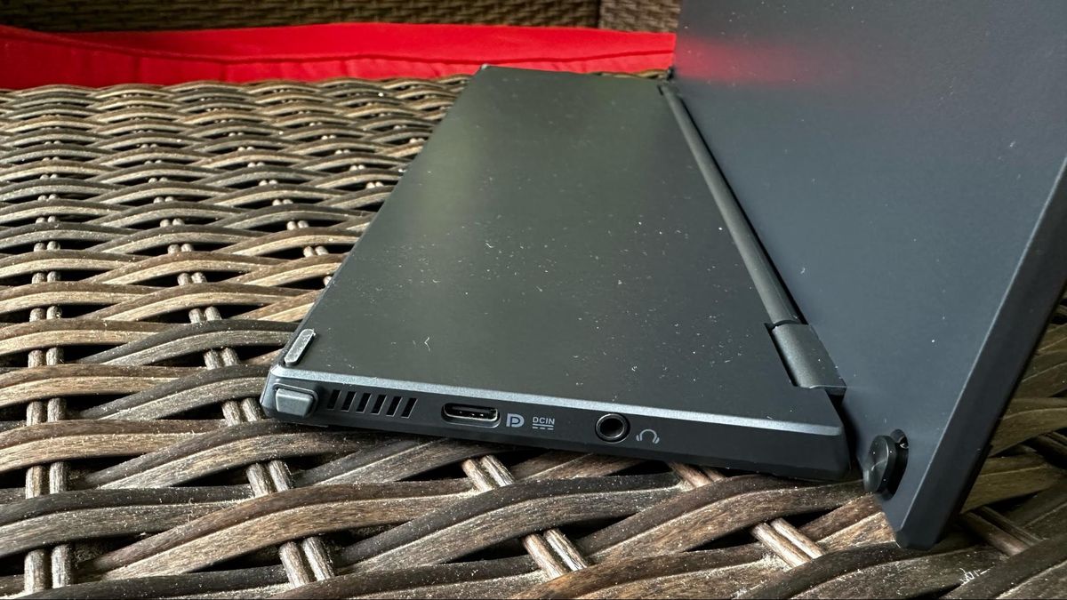 Asus ZenScreen MB16QHG