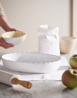 Portobello Ruffle Oven Dish &amp;ndash; Large | the White Company