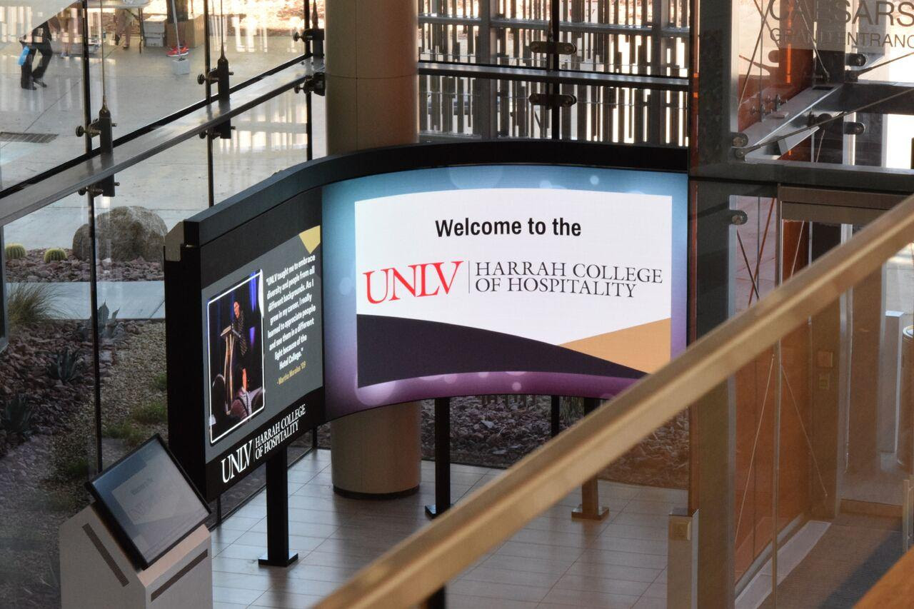 NanoLumens Concave Nixel Series LED Display Helps UNLV Engage Students