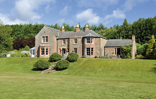 holydean-exterior