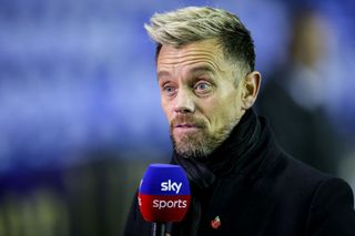 Ex Aston Villa player and now Sky Sports pundit Lee Hendry before the Sky Bet Championship match between Reading and AFC Bournemouth at Select Car Leasing Stadium on October 30, 2021 in Reading, England.