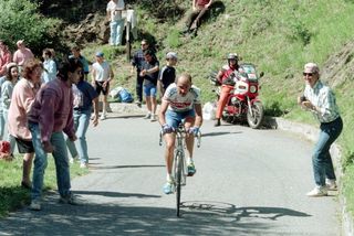 Marco Pantani making the Mortirolo his own in 1994