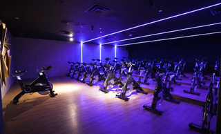 Throughout the day JOHN REED offers signature group fitness classes, live DJ sets, and events incorporating music as a central theme.