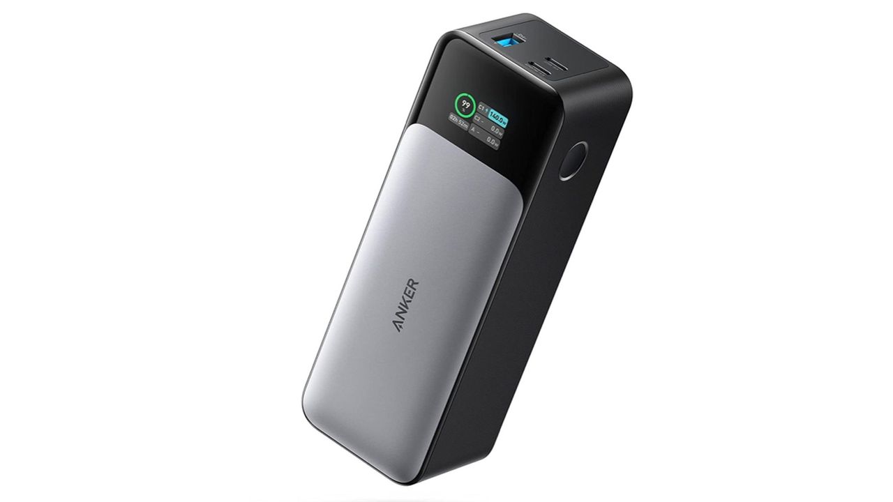 Anker Powercore 737