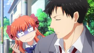 Chiyo Sakura looks flustered at Umetarou Nozaki in Monthly Girls' Nozaki-kun