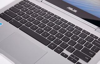 asus-chromebook-c302c-keyboard