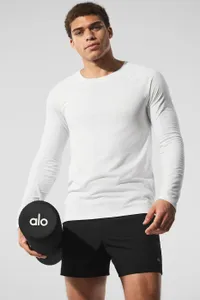Alo Yoga: deals from $20 @ Alo Yoga